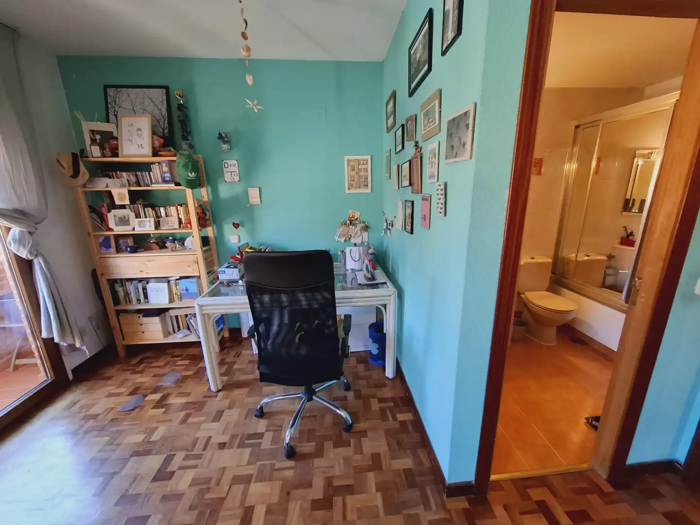 Habitación de Casa o chalet en venta en Villaviciosa de Odón con Aire acondicionado, Calefacción y Parquet