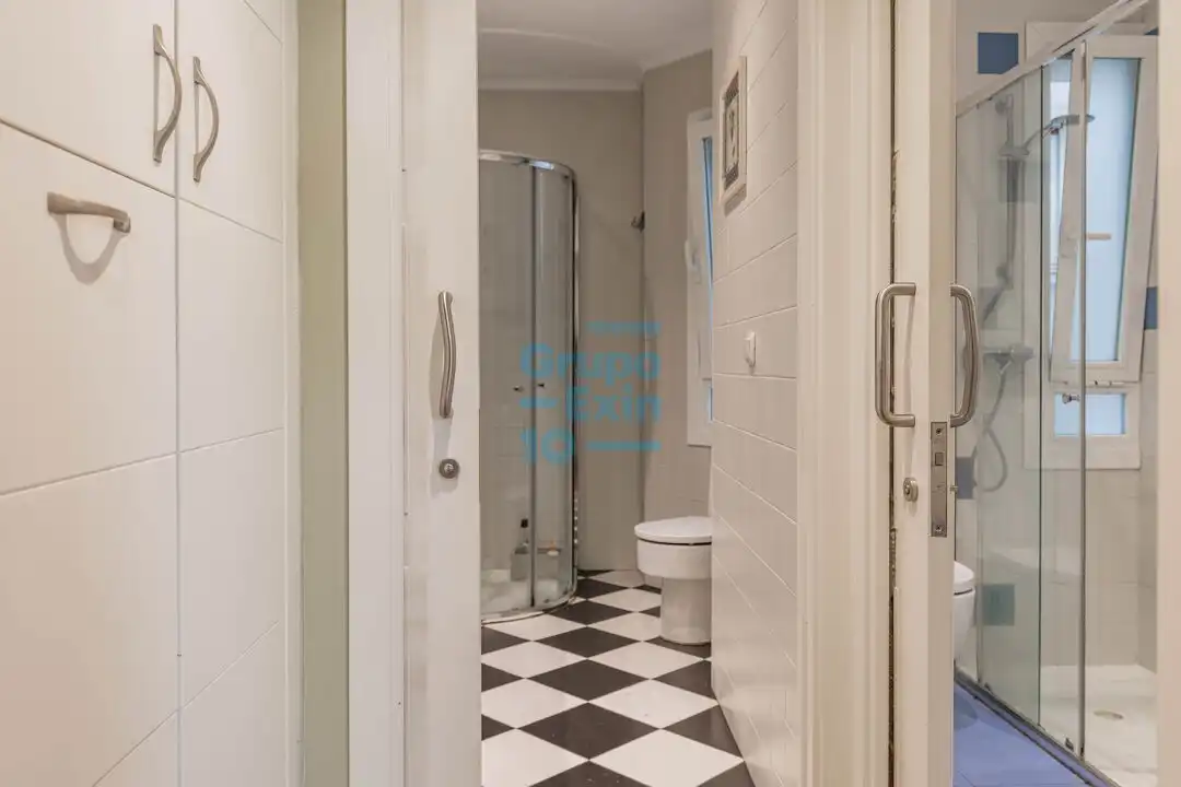 Baño de Piso en venta en Donostia - San Sebastián  con Calefacción