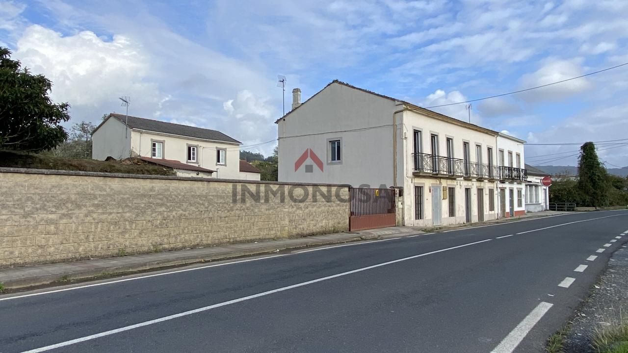 Vista exterior de Casa o xalet en venda en Cabanas amb Jardí privat i Balcó