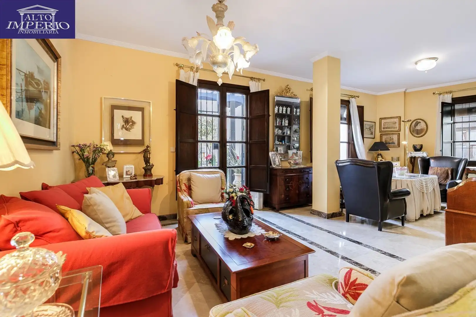 Casa pareada con jardín en venta en DEL CHAPIZ