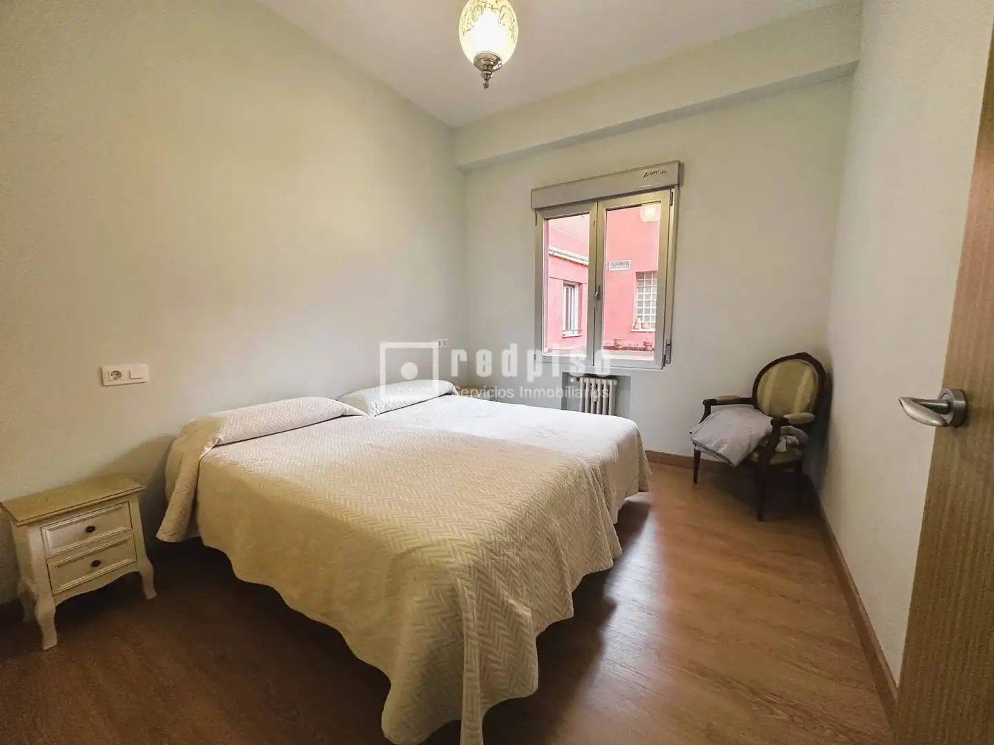 Habitación de Piso en venta en Madrid con Calefacción y Amueblado