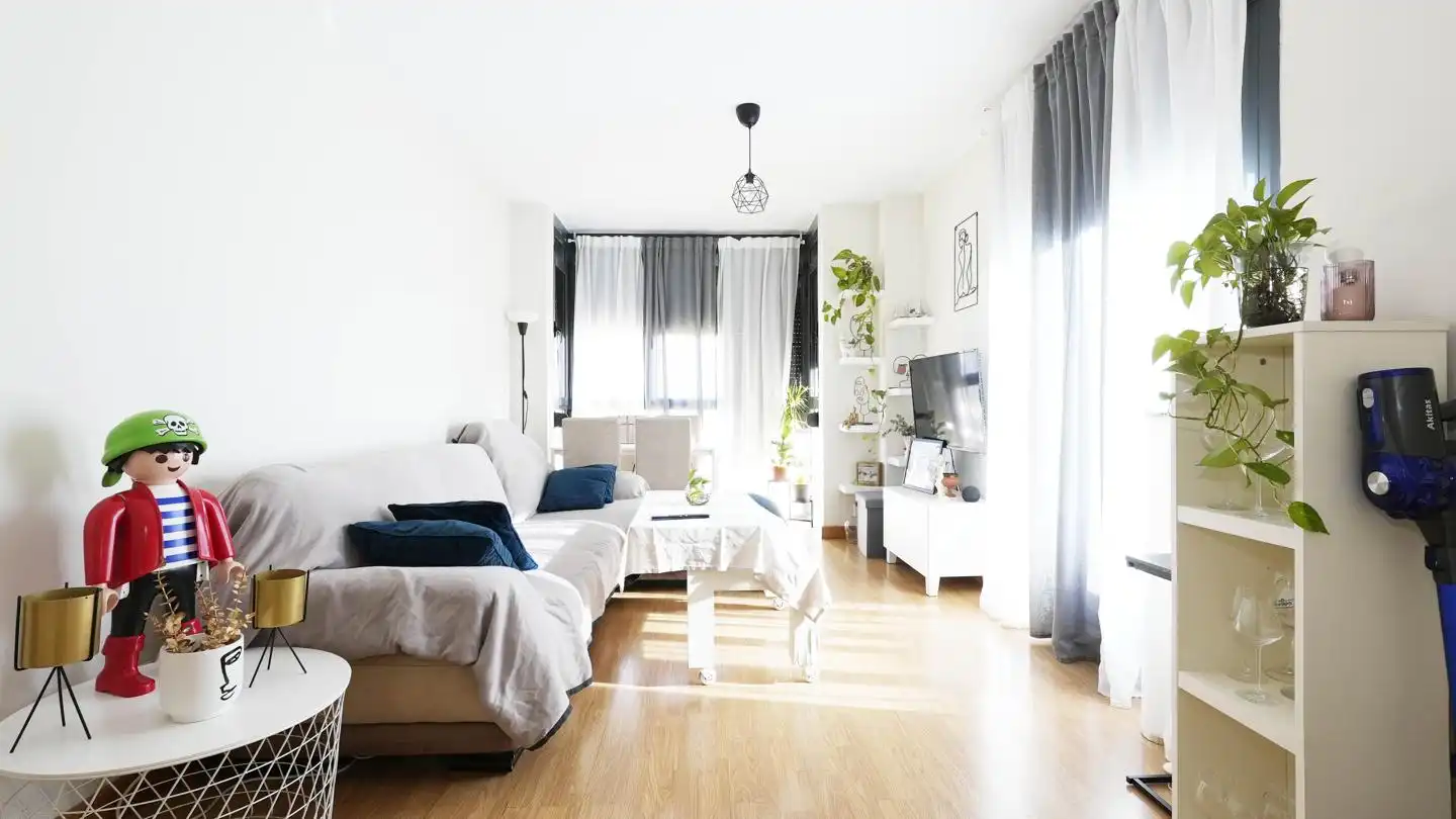 Sala de estar de Ático en venta en Madrid con Calefacción, Terraza y Trastero