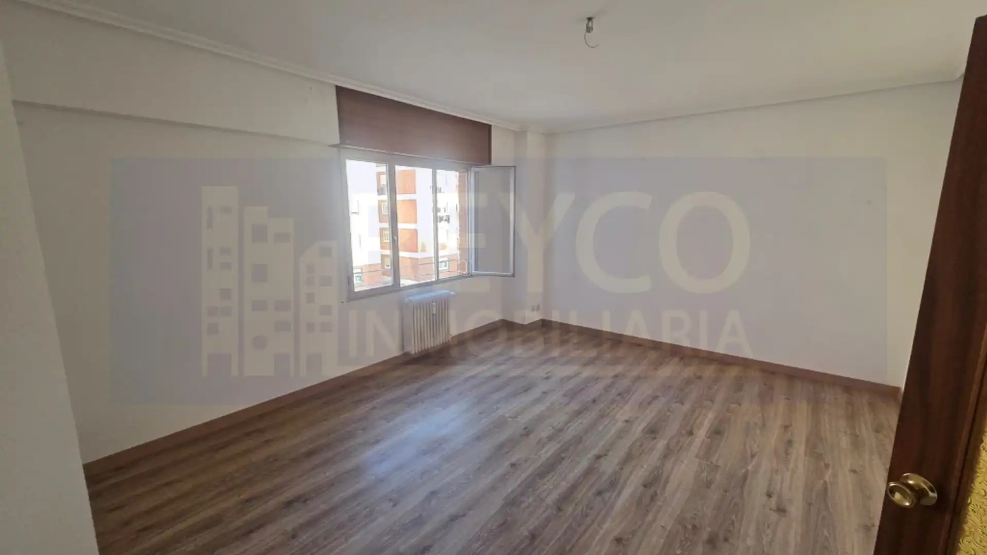 Sala de estar de Piso en venta en  Logroño con Terraza