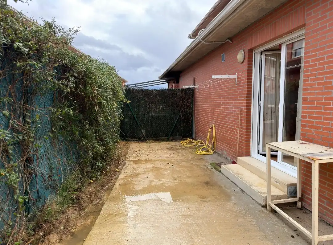 Jardí de Casa o xalet en venda en Ponferrada amb Calefacció, Jardí privat i Moblat