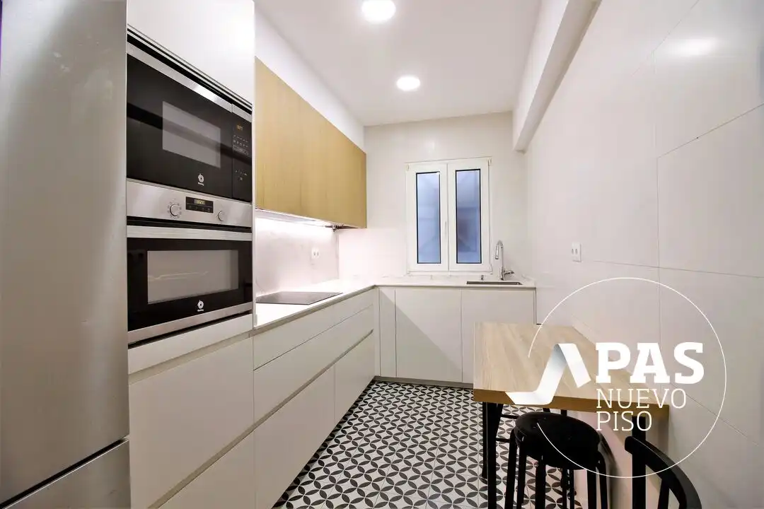 Kitchen of Flat for sale in Centro - Ayuntamiento