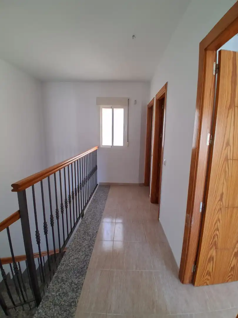 Casa adosada en venta en Berja