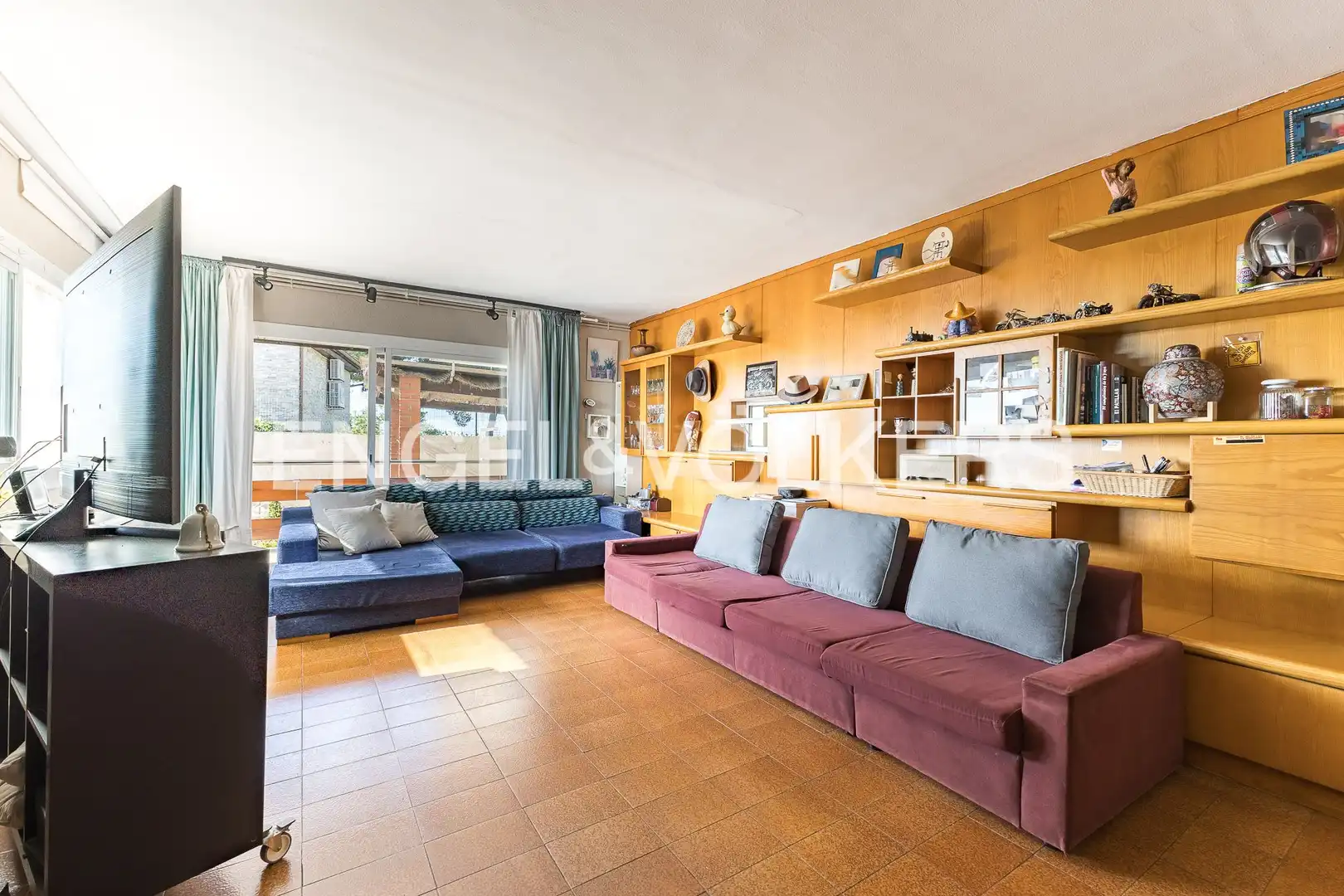 Living room of Houses for sale in Castelldefels  with Air Conditioner, Heating and Private garden