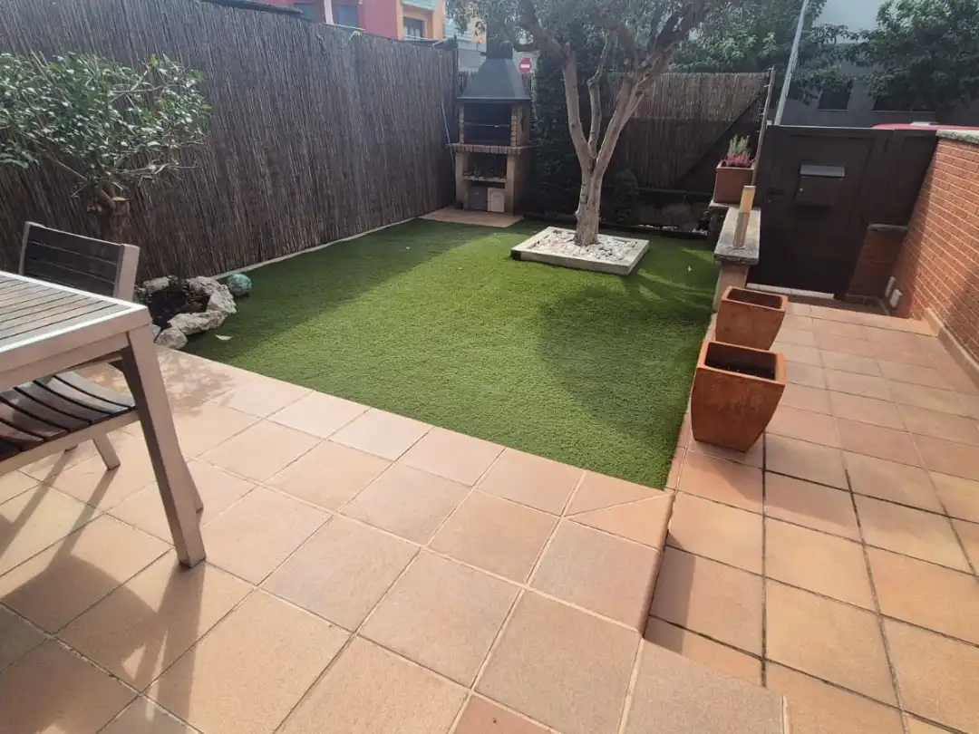 Semi-detached house for sale in Passeig Vall del Ges 100, imagen 3