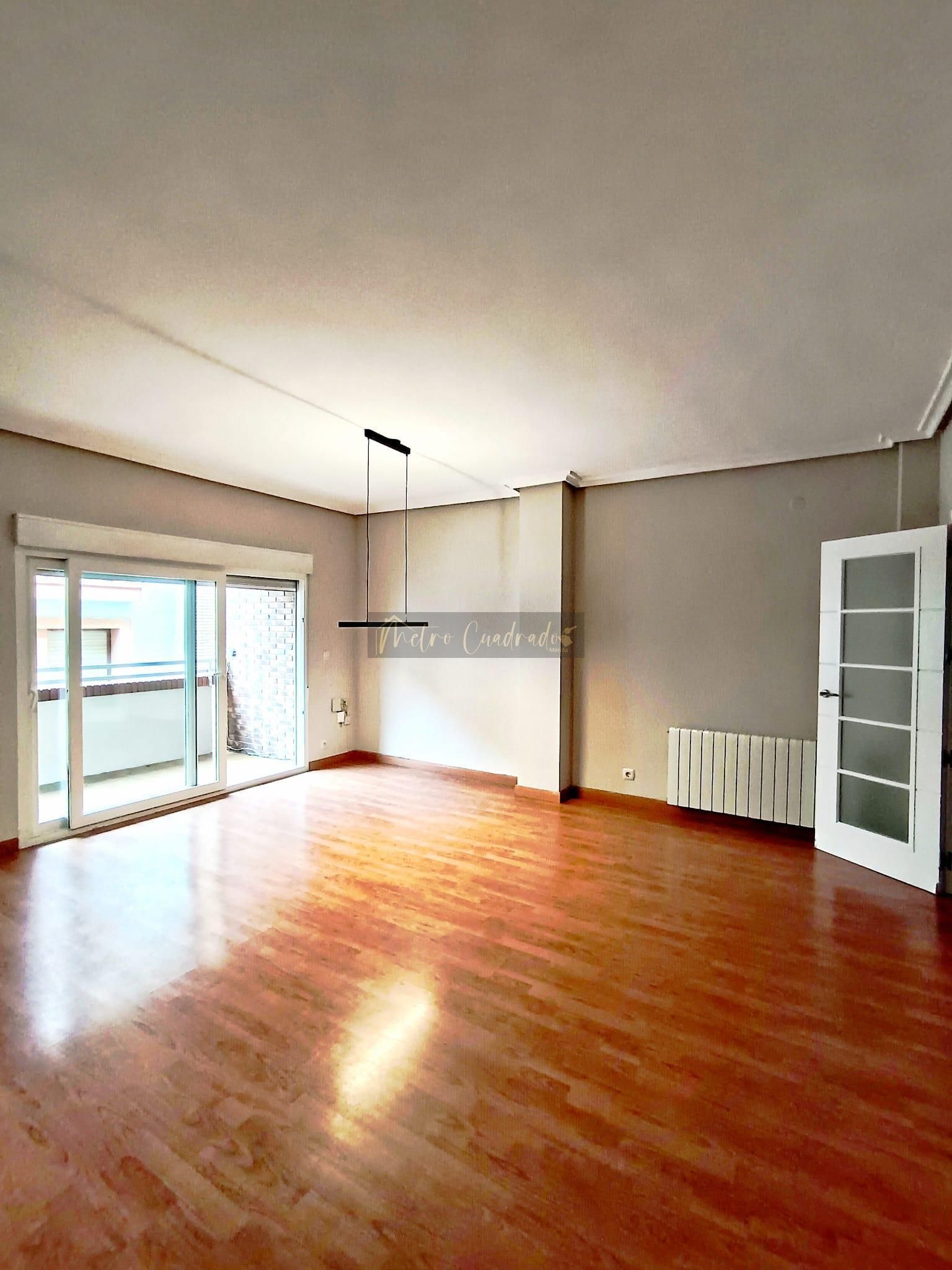 Living room of Flat to rent in Mérida  with Air Conditioner, Heating and Balcony
