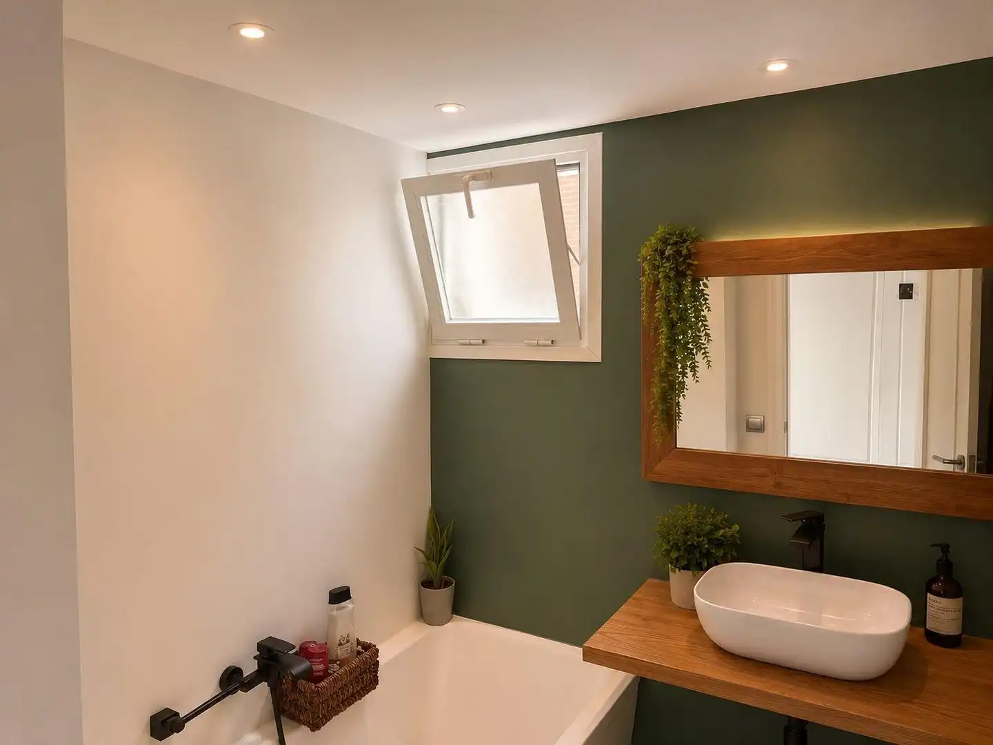 Bathroom of Apartments for sale in Eivissa  with Private garden, Terrace and Storage room