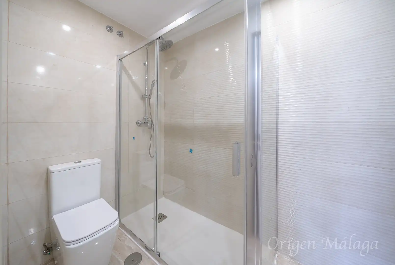 Flat for rent in N/A, Carranque - Haza Cuevas