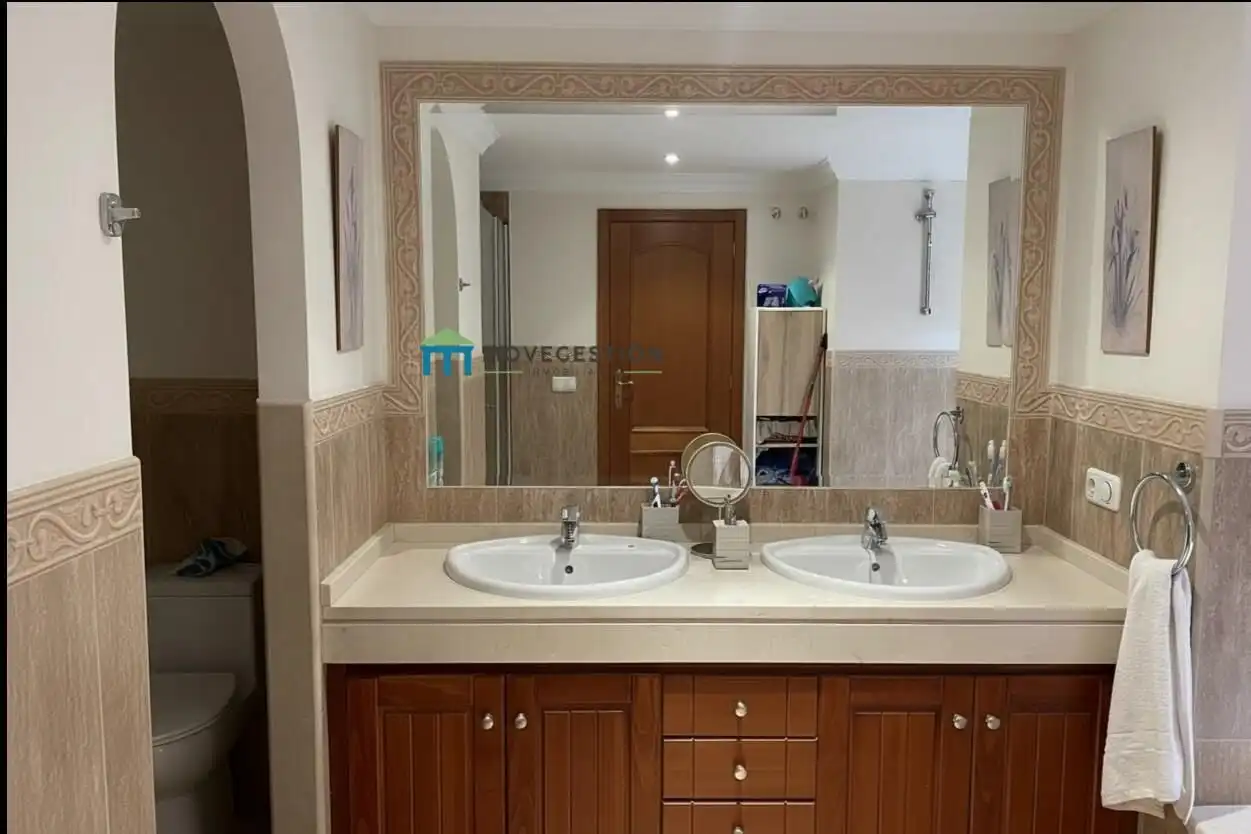 Baño de Casa adosada en venta en Arcos de la Frontera con Terraza