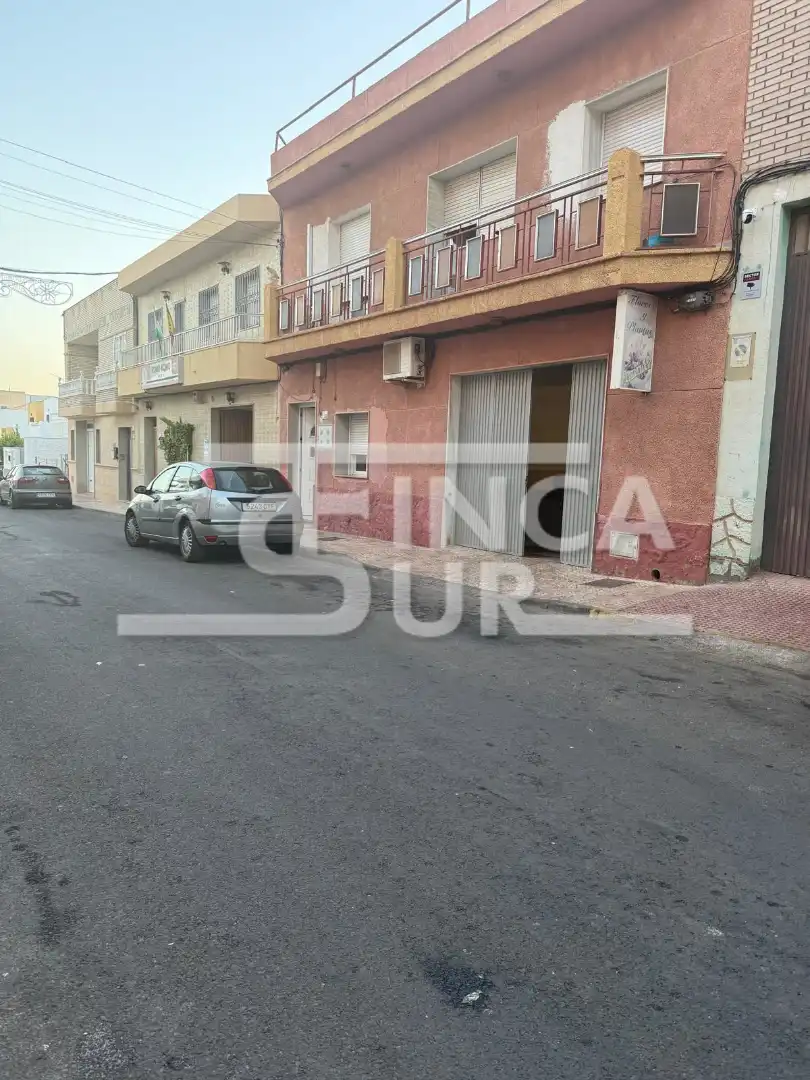 Adosado en venta en Calle Cervantes 59, imagen 3