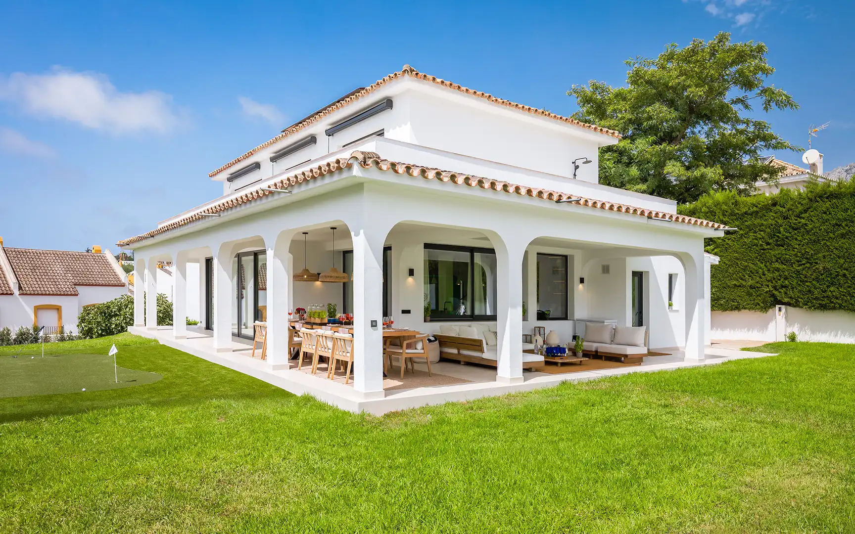 Vista exterior de Casa o chalet en venta en Marbella con Aire acondicionado, Jardín privado y Terraza