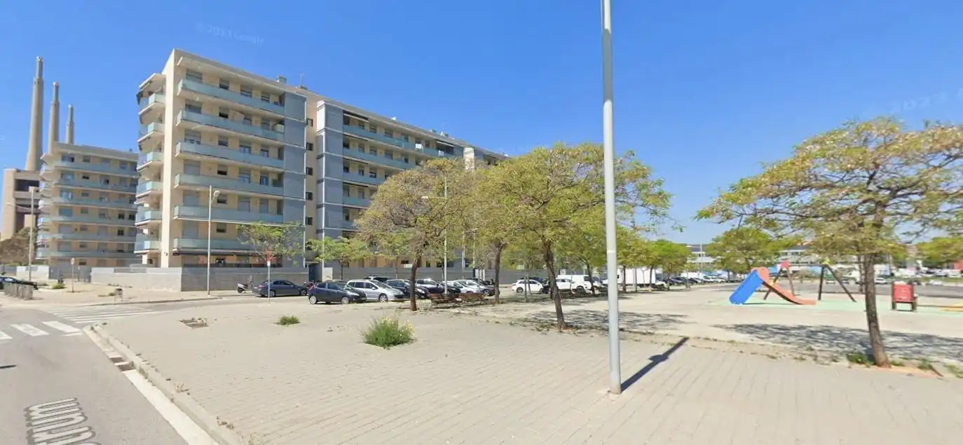 Parkplatz von Wohnung zum Verkauf in Badalona mit Klimaanlage, Heizung und Parkett