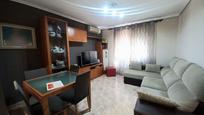 Living room of Flat for sale in  Zaragoza Capital  with Air Conditioner