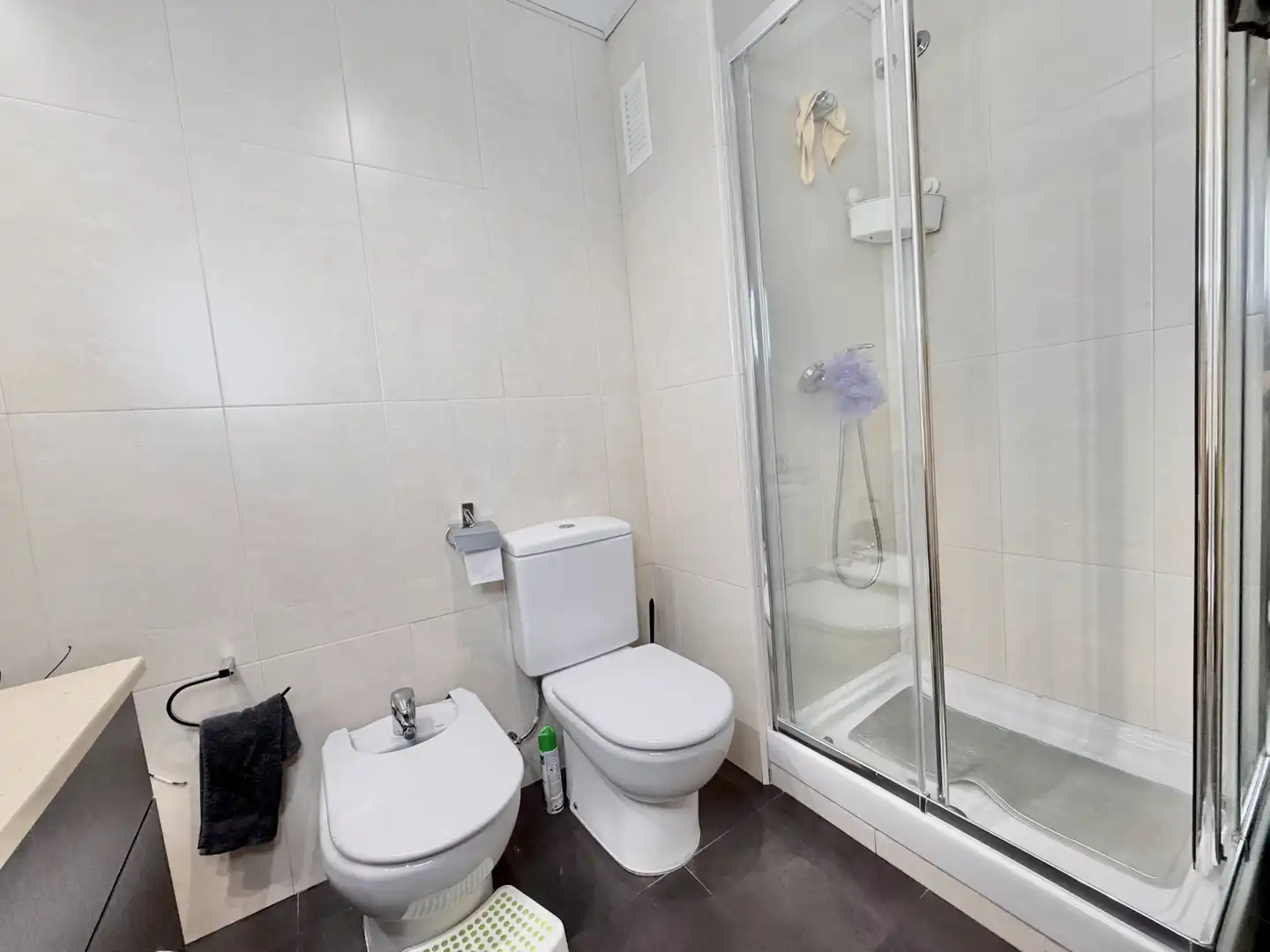Bathroom of Ground floor for sale in Badalona  with Air Conditioner, Heating and Private garden