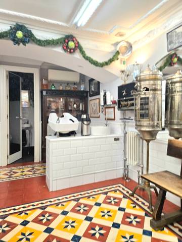 Local comercial en Alquiler en Sol