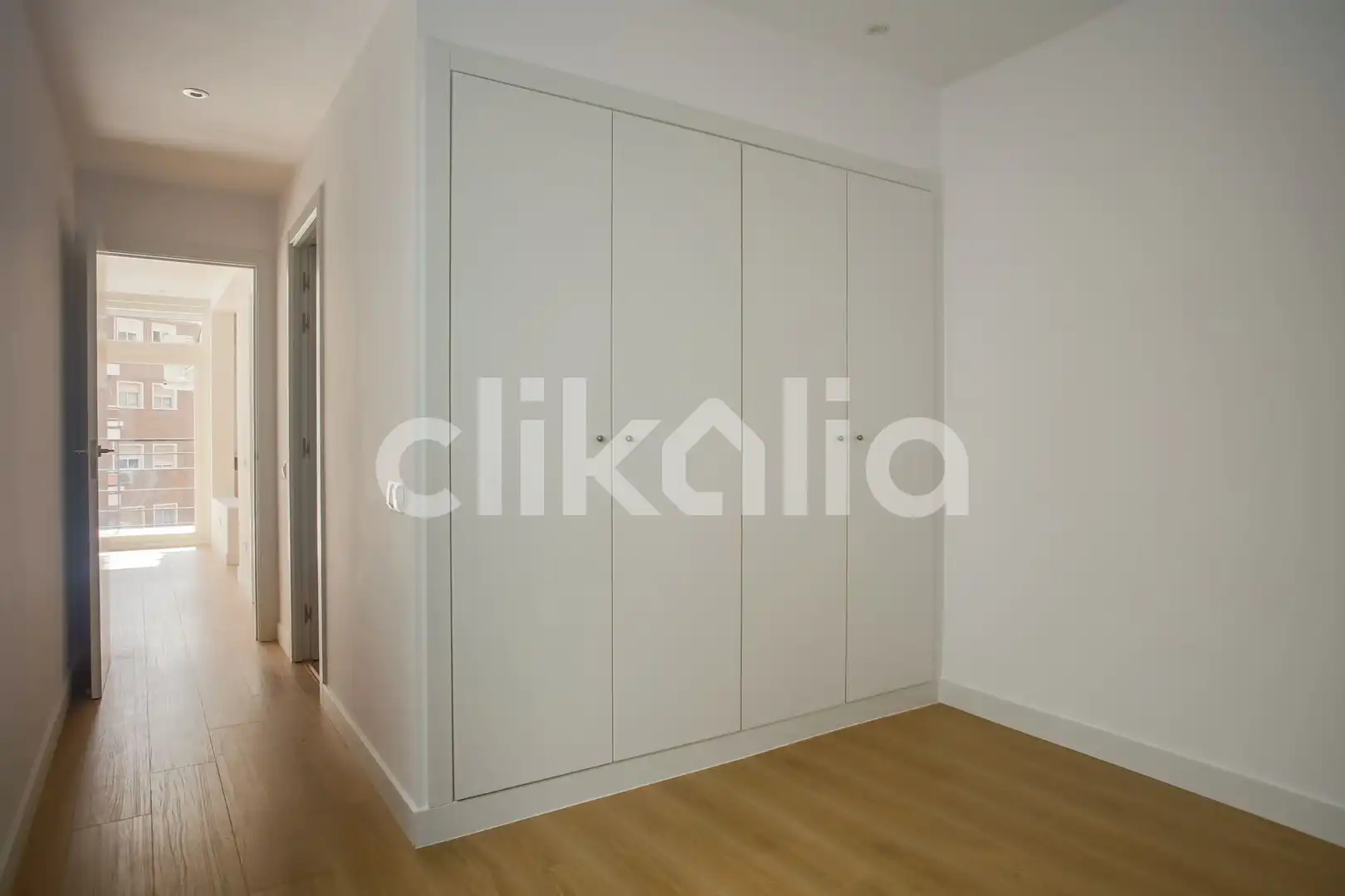 Bedroom of Flat for sale in Madrid  with Air Conditioner, Heating and Terrace
