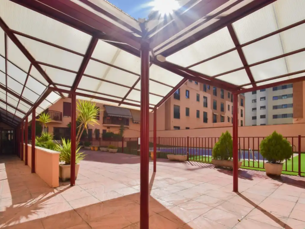 Terraza de Dúplex en venta en Granada con Piscina