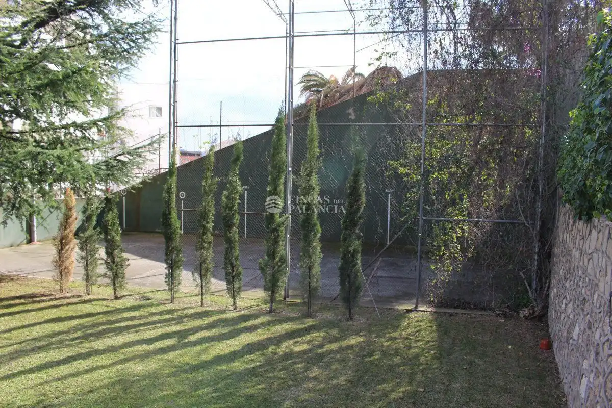 Jardí de Casa o xalet en venda en Segorbe amb Calefacció, Jardí privat i Terrassa