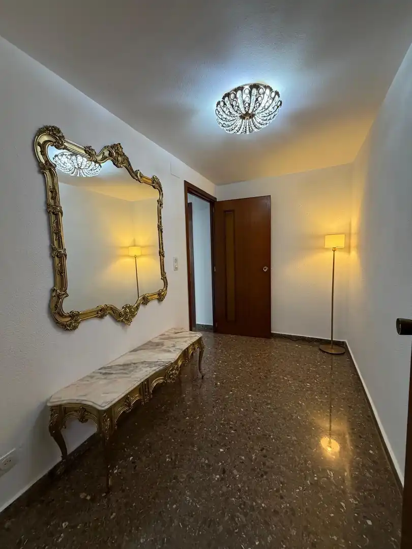 Wohnung mit Aufzug zur Miete in Quatre Carreres, imagen 2