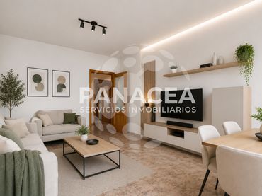 House with balcony for sale in Roquetas de Mar ciudad