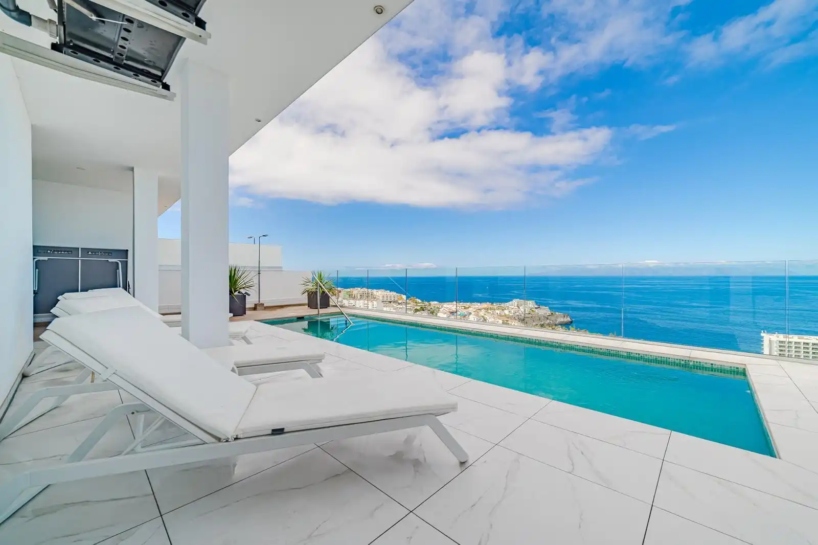 Piscina de Ático en venta en Santiago del Teide con Aire acondicionado, Calefacción y Terraza