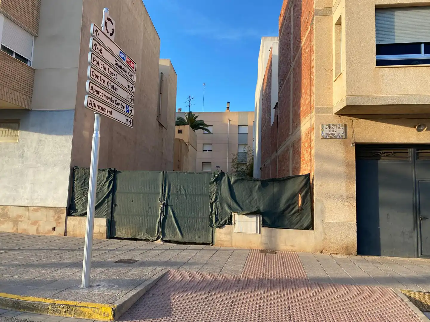 Terreno residencial en venta en Avinguda de les Corts Valencianes 1, imagen 4