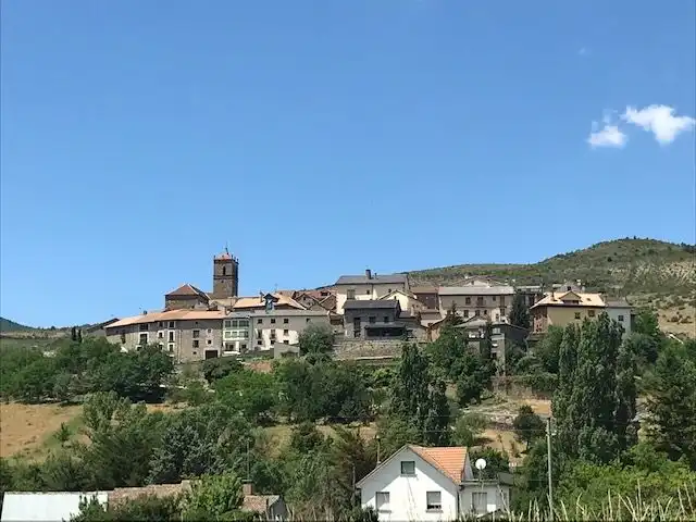 Vista exterior de Casa adosada en venda en Valle de Hecho