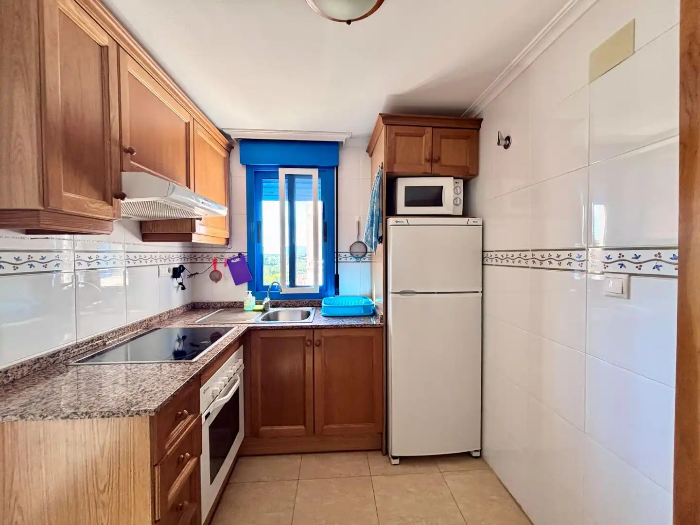 Kitchen of Flat for rent in Guardamar del Segura  with Air Conditioner, Heating and Furnished