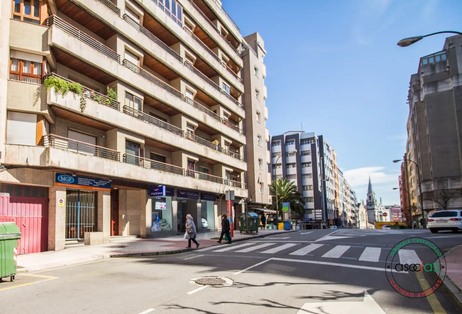 Außenansicht von Büro zum Verkauf in Avilés mit Heizung