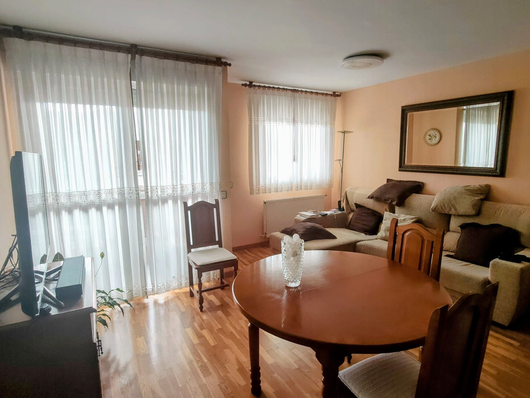 Sala d'estar de Dúplex en venda en Salamanca Capital amb Aire condicionat, Calefacció i Parquet
