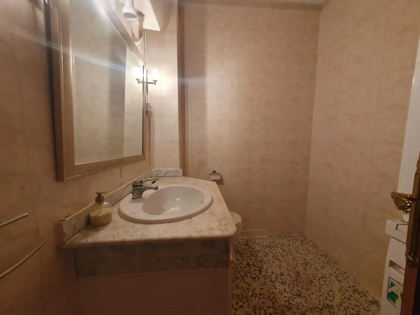 Bathroom of Flat for sale in Guadix  with Furnished and Balcony