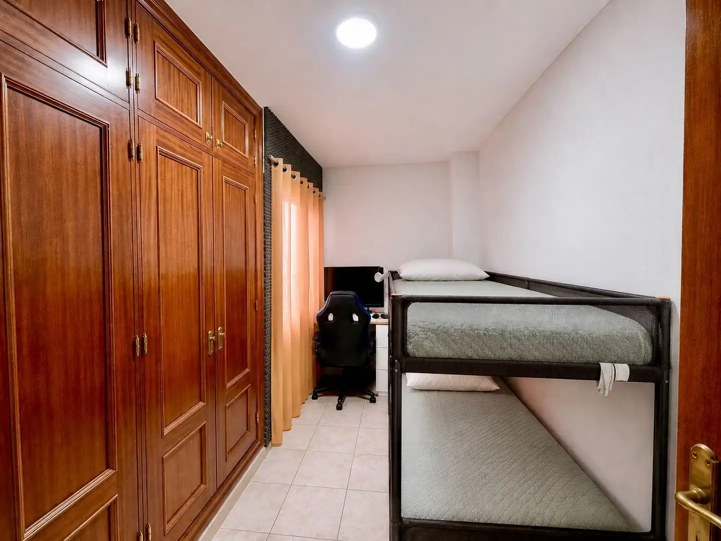Habitación de Piso en venta en Arona
