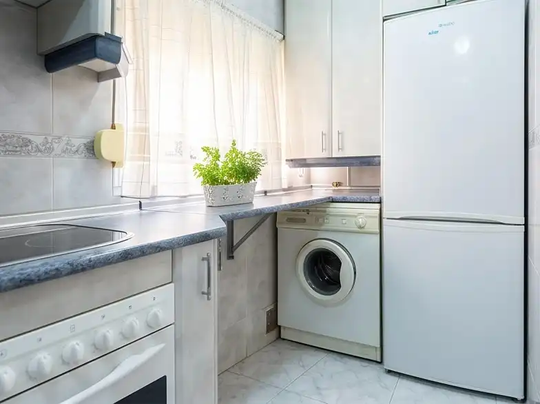 Piso en venta en Calle de Navalmoral de la Mata, Las Águilas
