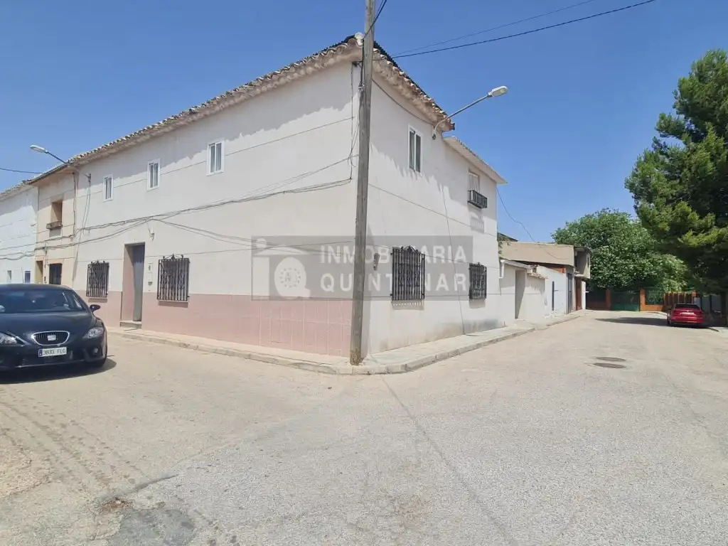 Houses for sale in Calle Gavilanes, Miguel Esteban
