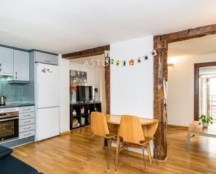 Kitchen of Flat for sale in  Madrid Capital  with Air Conditioner and Heating