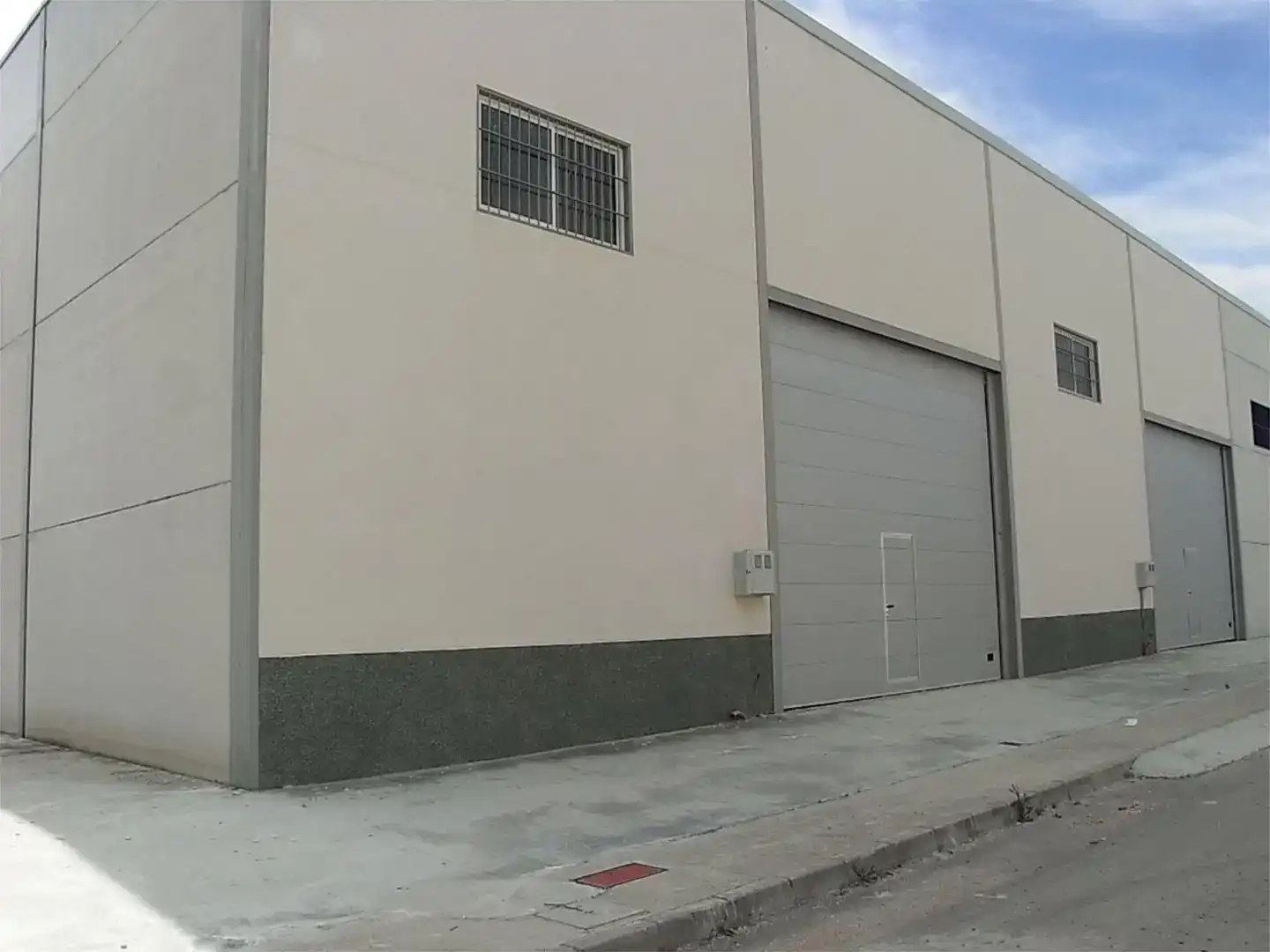 Nau industrial de lloguer a Calle Santaella, Santaella
