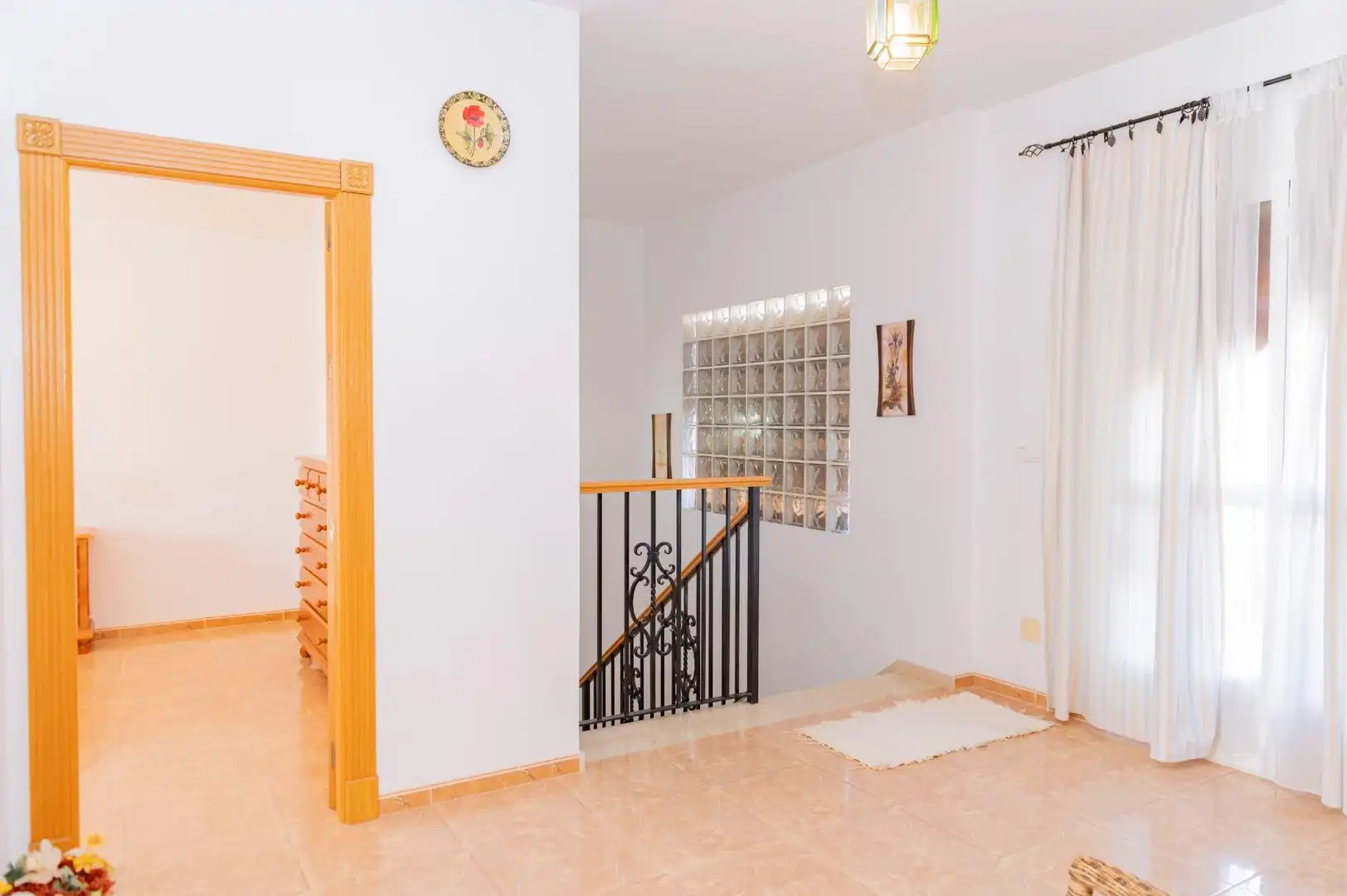 Houses for sale in Cuevas Bajas  with Air Conditioner, Terrace and Storage room