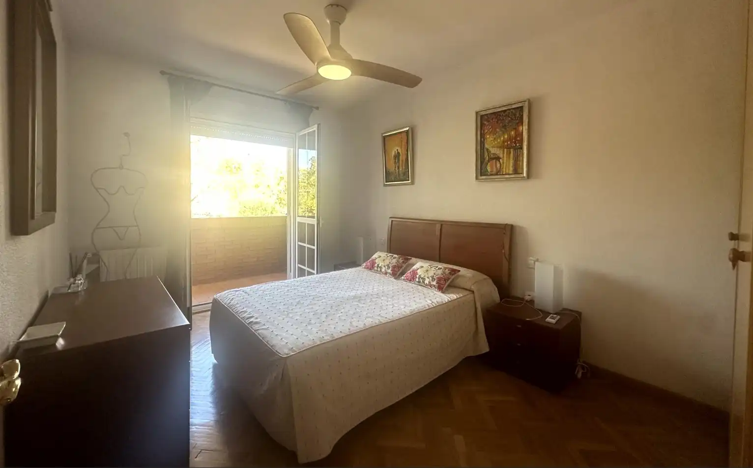 Schlafzimmer von Einfamilien-Reihenhaus zum Verkauf in Algete mit Klimaanlage, Heizung und Privatgarten