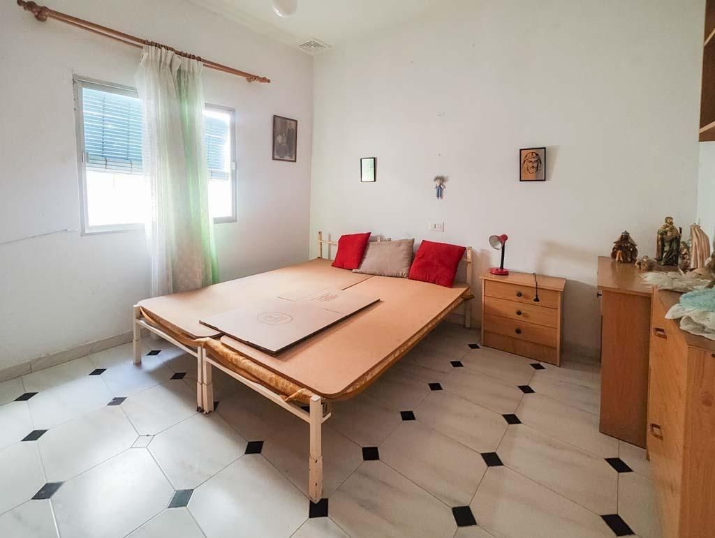 Habitación de Casa o chalet en venta en Chiclana de la Frontera con Terraza, Trastero y Balcón