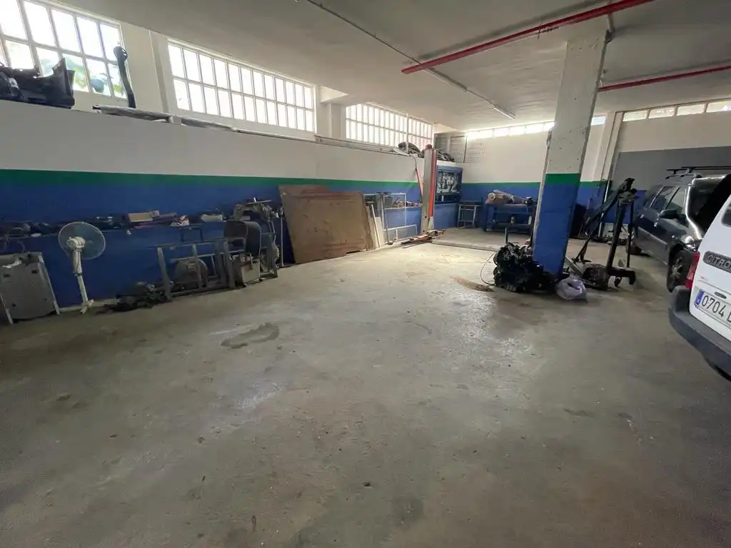 Local comercial de lloguer a Carrer Bifurcació, imagen 2