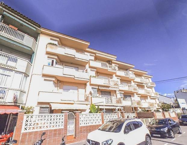 Piso en Venta en Av Parlament de Catalunya en Coma-ruga platja