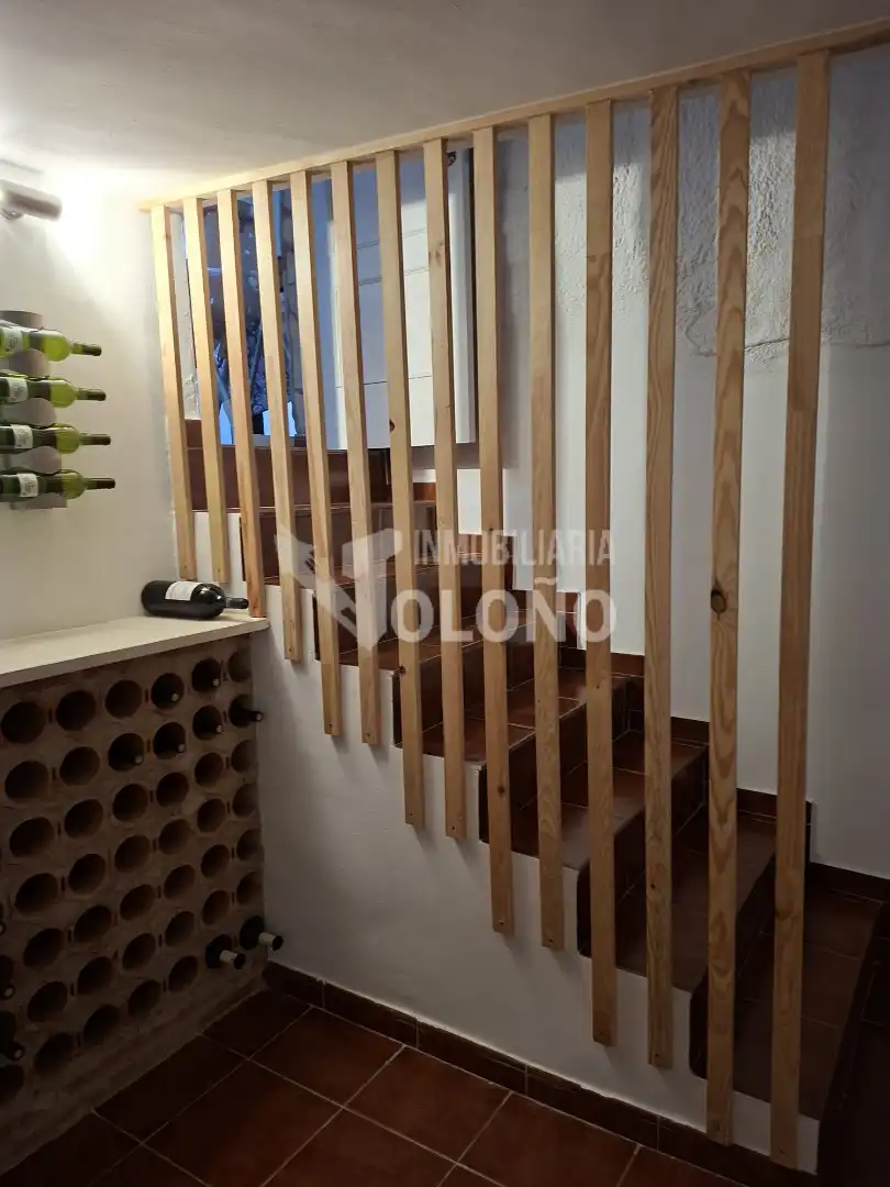 Houses for sale in Anguciana  with Heating, Private garden and Parquet flooring