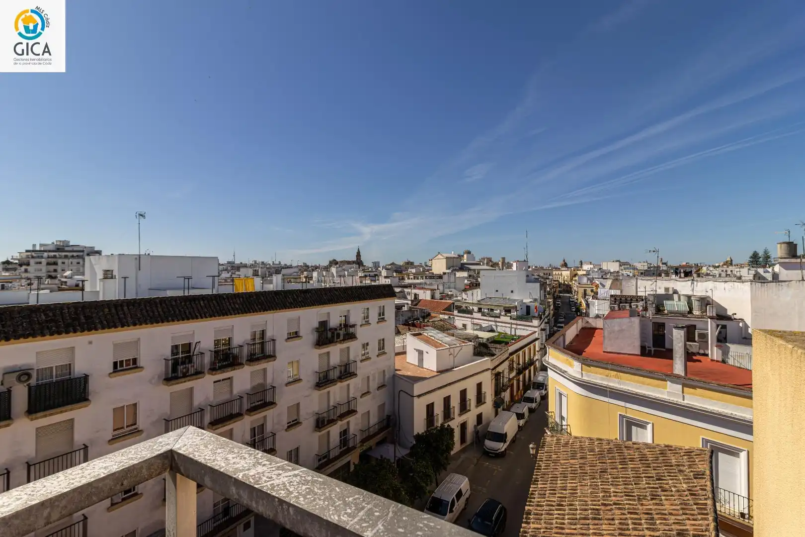 Vista exterior de Pis en venda en Jerez de la Frontera amb Aire condicionat, Terrassa i Traster