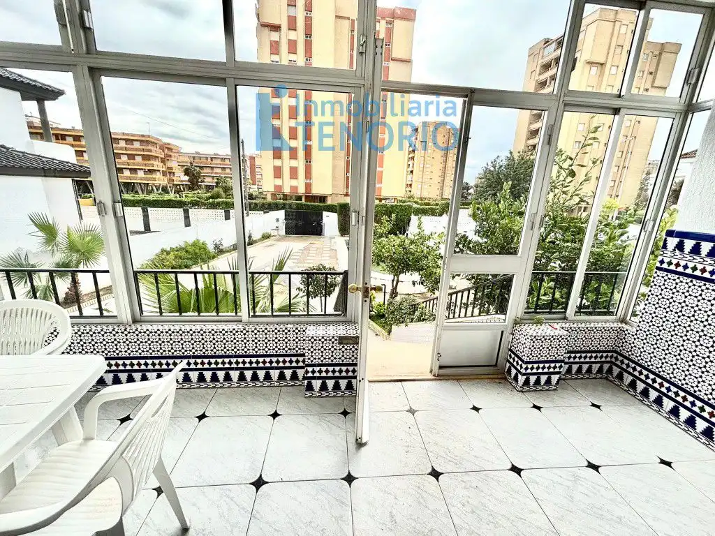 Vista exterior de Casa o xalet en venda en La Antilla amb Terrassa i Traster