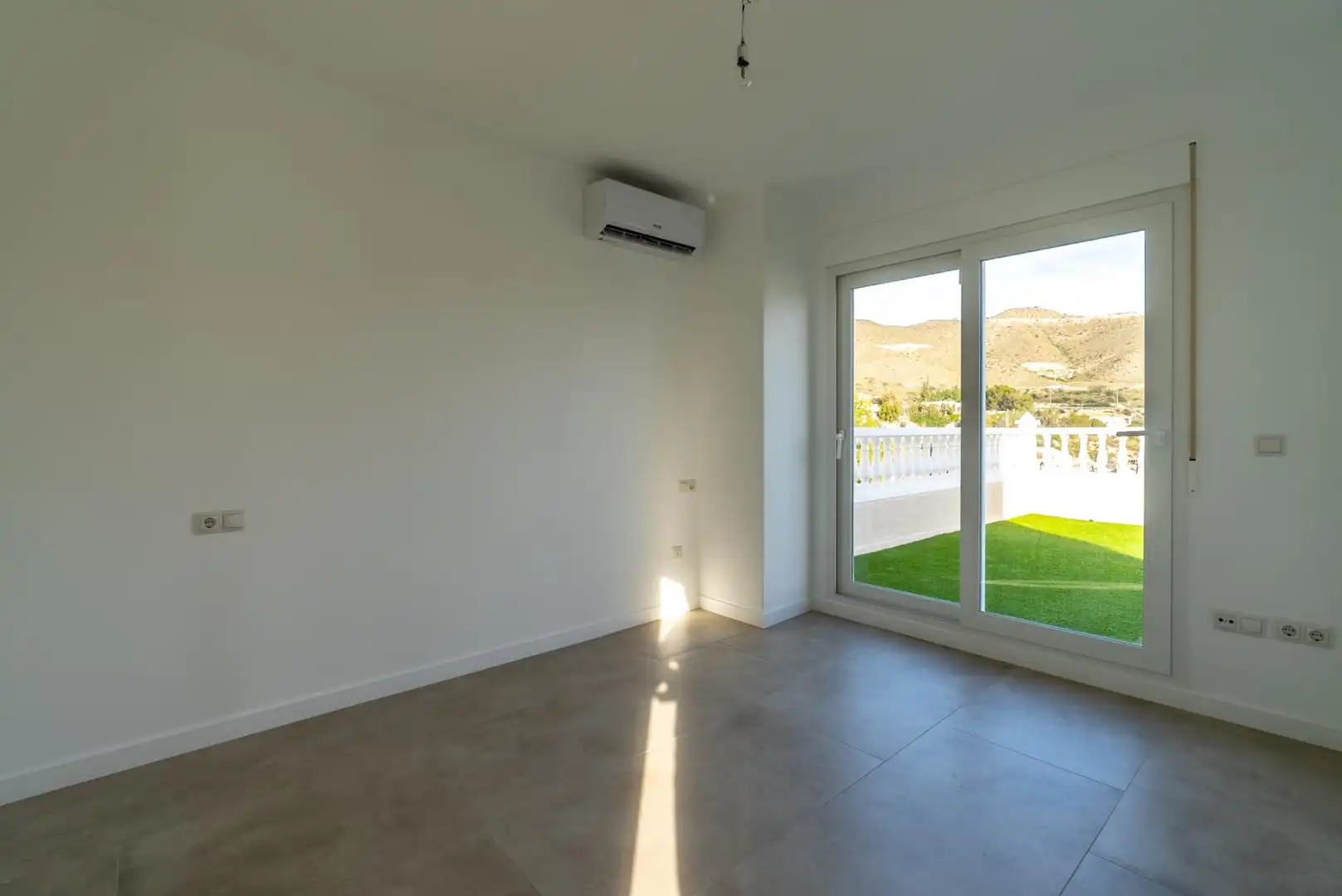 Villa mit Garten zum Verkauf in Calle de Torrevella, imagen 35