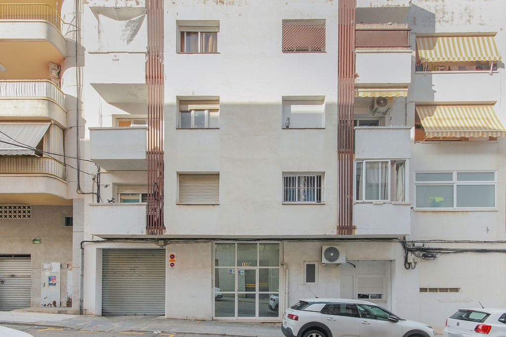 Vista exterior de Pis en venda en Sant Pere de Ribes