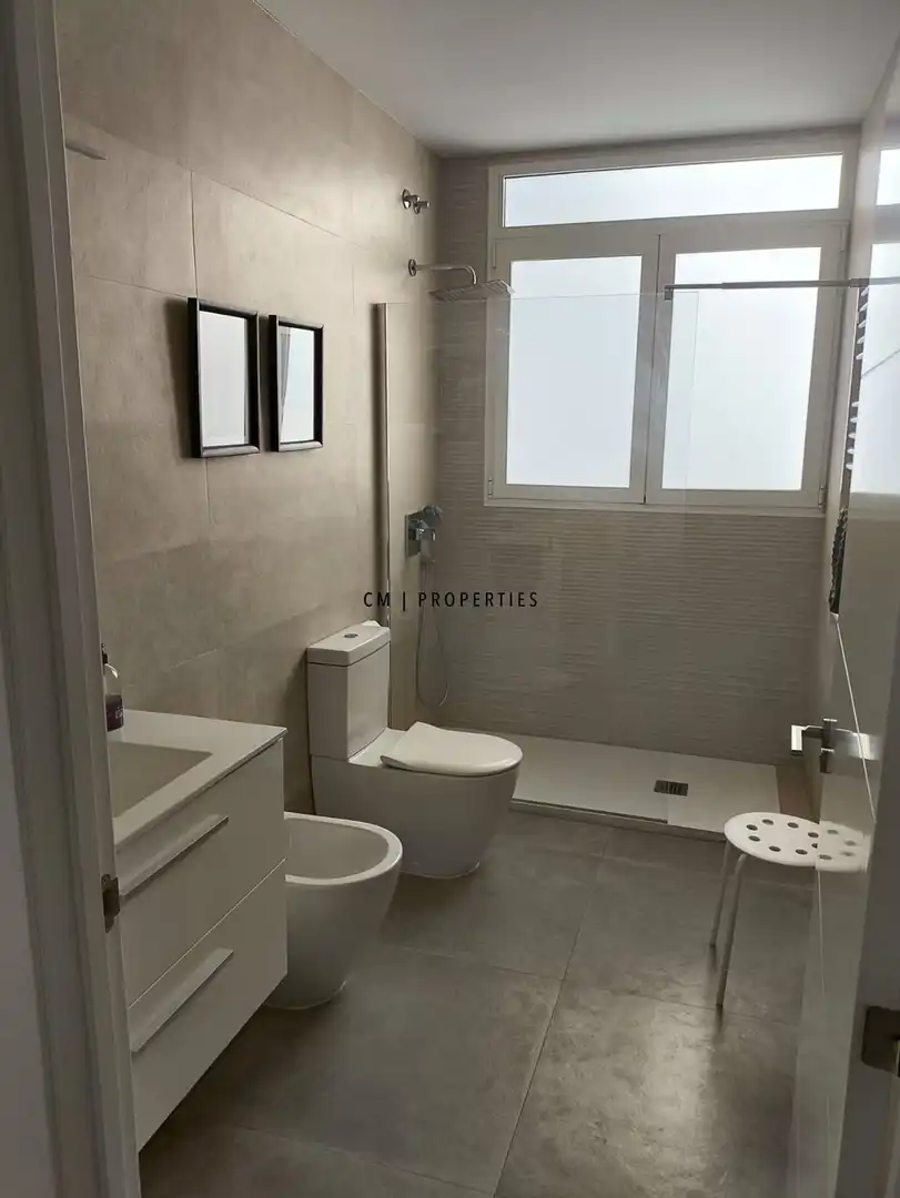 Baño de Piso de alquiler en Valencia con Aire acondicionado, Calefacción y Terraza